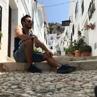 Mikail Uzun的照片