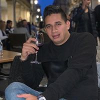 Gerardo Naves的照片