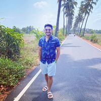 Deepak More的照片