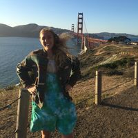 Emily Raymer的照片