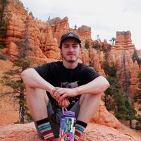 Nick Strong的照片