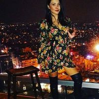 Begüm Kiranel的照片