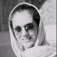 boshra mohajer's Photo