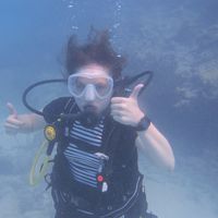 Aleks Hurst的照片