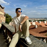 Khalid Albousta的照片