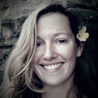 Marie Coste的照片