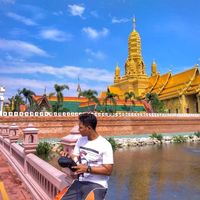 Fotos de Adhib Kurniawan