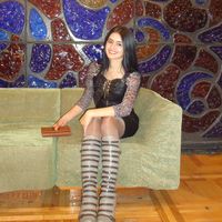 Tilloeva Gulnigor的照片