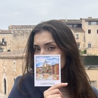 Ceren Bayazit的照片