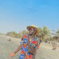 Lamin Manneh的照片