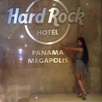 Yhomira Sanchez's Photo