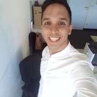 Jorge Moubayyed的照片