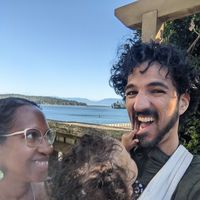 Le foto di Fatima, Elliot, and Neela