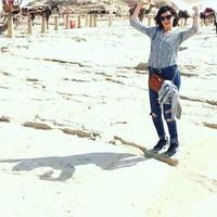 Nadia Ouelhazi的照片