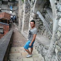 Nuri Ariguden的照片