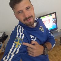 Milan Balovic的照片