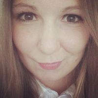 Verity Popovic的照片