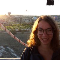 Madeleine Hees的照片