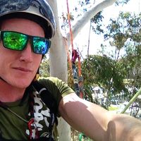 Ben Holdaway的照片