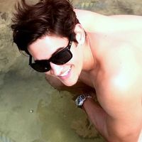 George Mello的照片