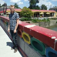 Zack Rothauser的照片