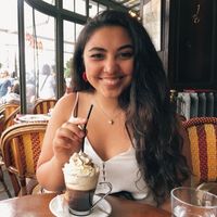 Didem Arslan's Photo