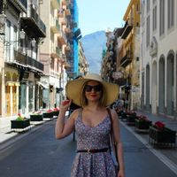 Elena Popovici的照片