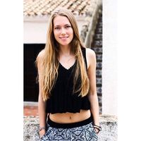 Viktória Vargyasi的照片