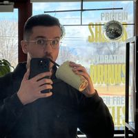 Brock Johnson的照片