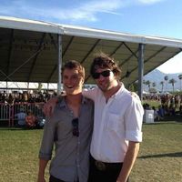 Cameron Crowell的照片