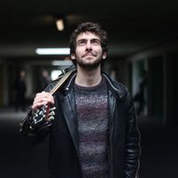 Guillaume Courtois的照片