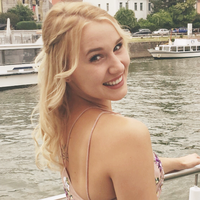 Lisa Tillmann的照片