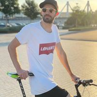 Fotos von Mike Mariyakhin