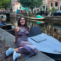 Victoria Escalcon's Photo