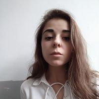 ksenia lesitska的照片