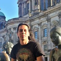 Enrique Santamaría的照片