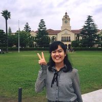 Dwi Nicken Tari's Photo