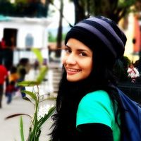 brenda Lozano的照片