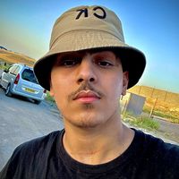 Rami Gharbi的照片