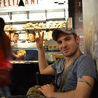 Nadav Goldenthal的照片