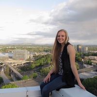 Annalise Mack的照片