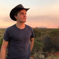 Morten Hall的照片