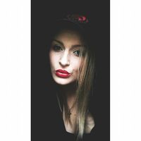 Karolina Gwardjak's Photo