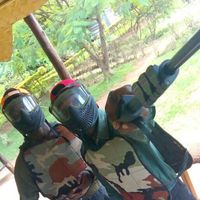 Gathan Lennon的照片