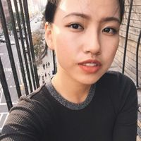 Nguyễn Uyên的照片