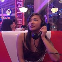 Joyce Nogar的照片