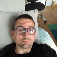 Viktor Radovic的照片