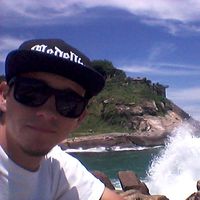 Luis  Moncayo的照片