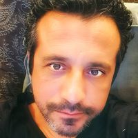 Jake Cenk Bora的照片