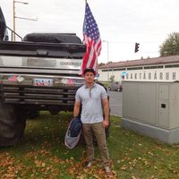 Lukmon Dadojonov的照片